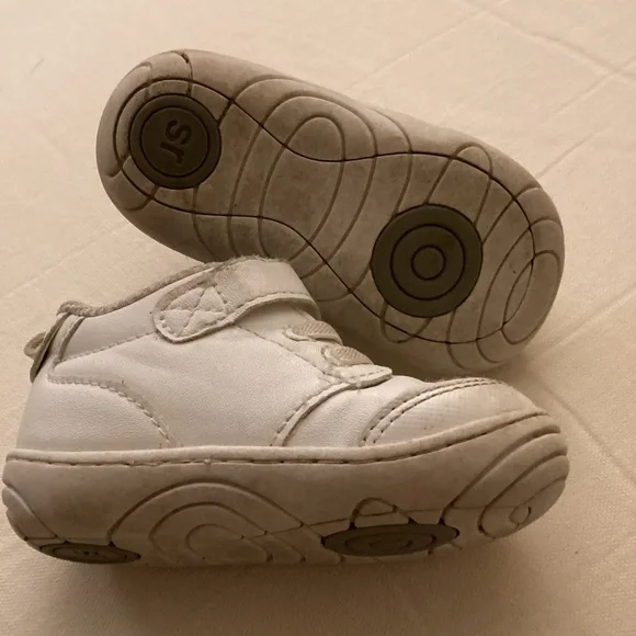 Baby learning to walk shoes - Picture 3 of 4